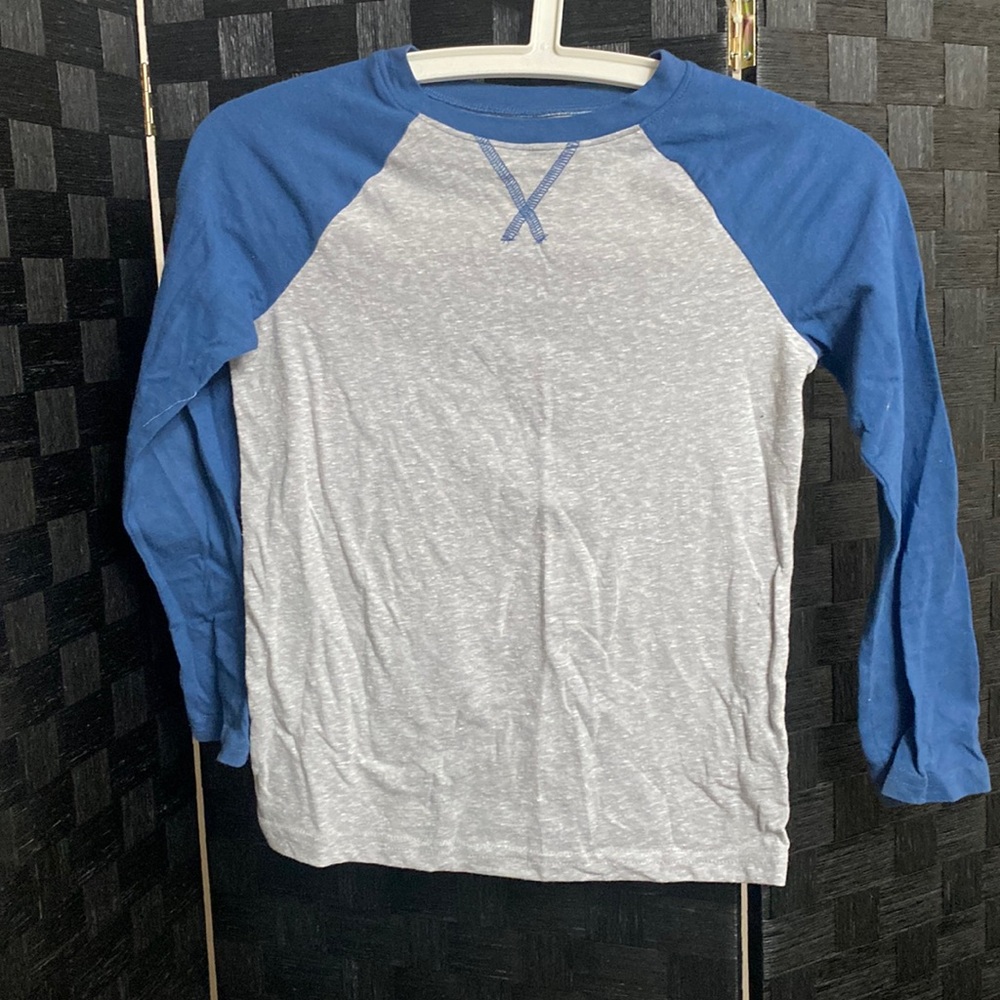 Boys Size 7 Jumping Bean Long Sleeve
